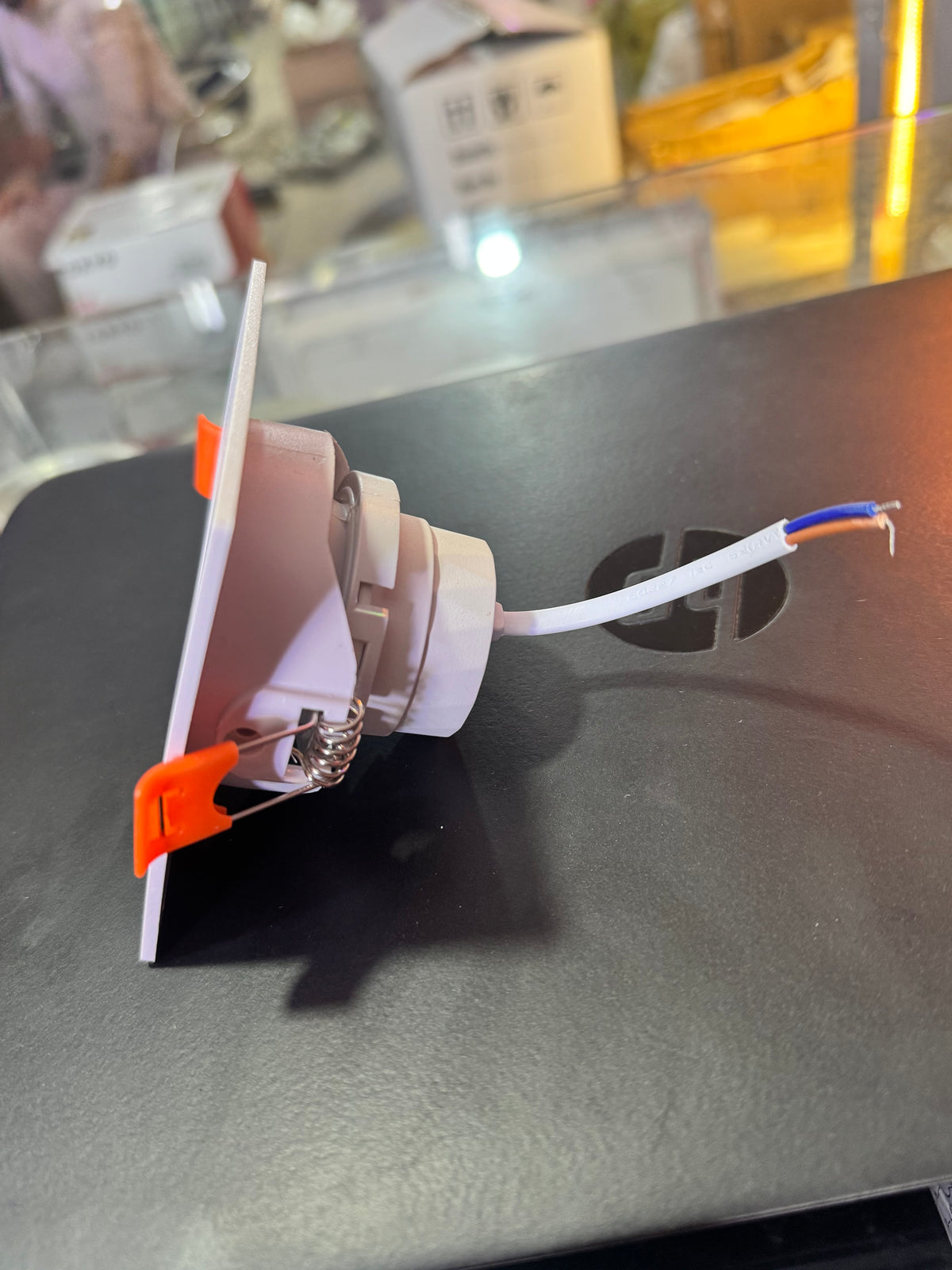 TOKYO 7w Moveable COB Spotlight\Ceiling Light
